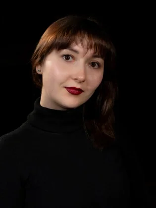 Алла Вікторівна Тихомирова [Ключі сили (арттерапевтична вистава)]