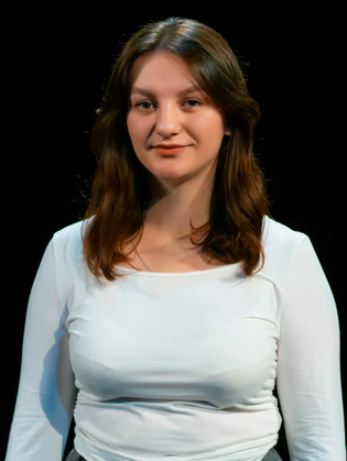 Кушнір Аліна Володимирівна Художниця-оформлювачка ігрових ляльок